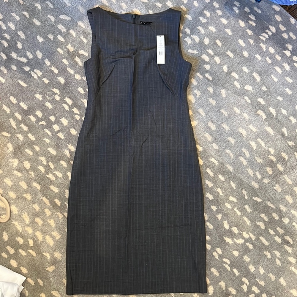 Theory Betty Charcoal Stripe dress in a size 4, NWT
